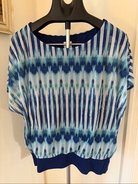 Chico's, Blue Watercolor/Tie-Dye Knit Top, Lined, Scoop Neck, Banded Hem, 4